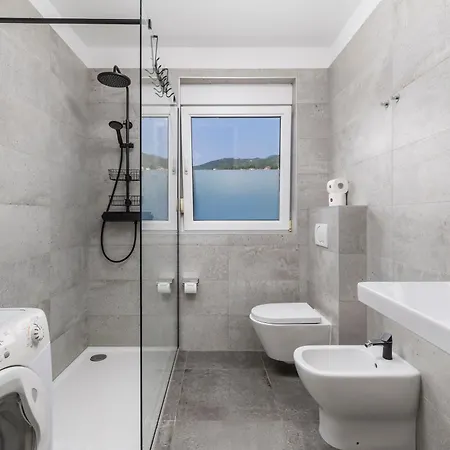 Pool Maurina Opatija With Sea View * Ičići